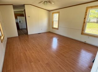 2056 Riverside Dr, Vassalboro, ME 04989