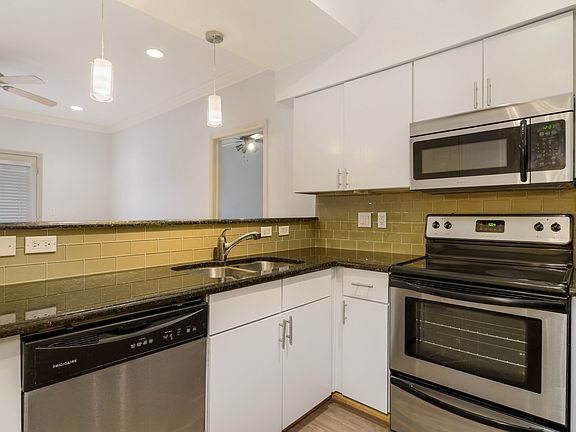 3102KingsRd.-7.jpg