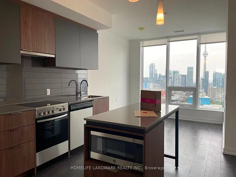 203 College St #3001 — Photo 2