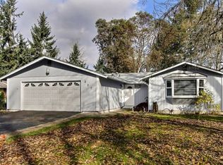 803 Barksdale Ave, Dupont, WA 98327