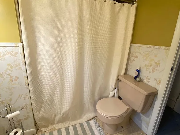 54 Elm St — Photo 2