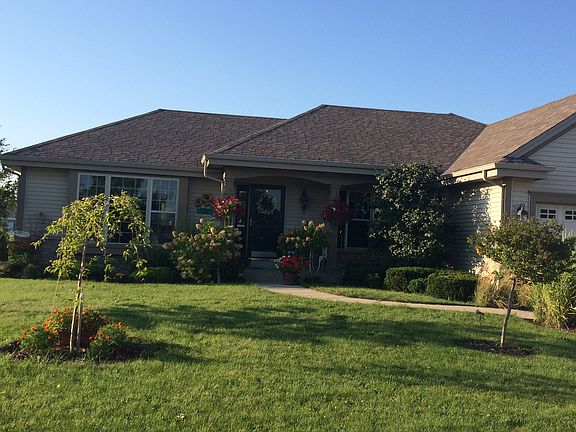 2nd image of 906 N Patricia Ct