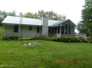 2918 E Bluewater Hwy, Ionia, MI 48846