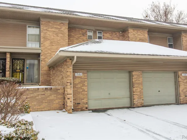 1922 Thornhill Pl, Detroit, MI 48207