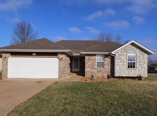3633 W Page St, Springfield, MO 65802