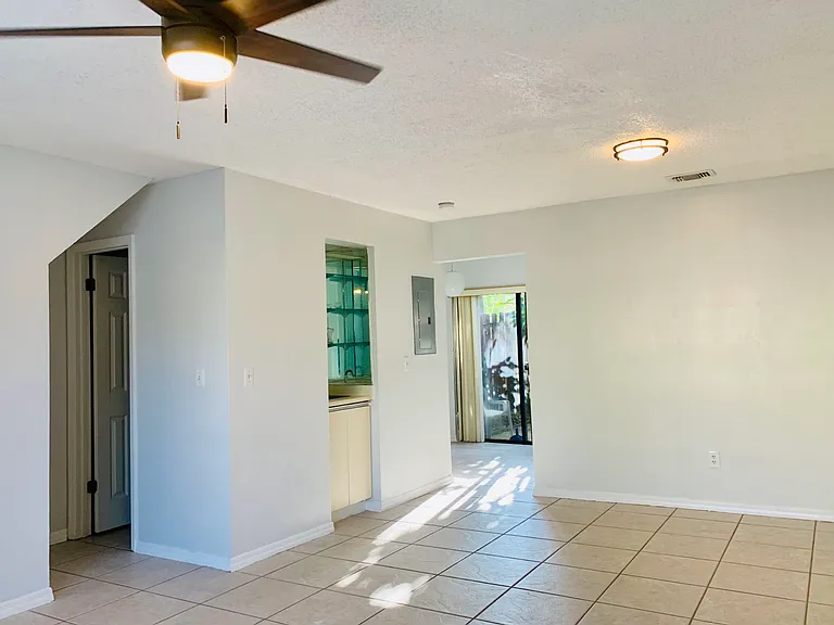 3212 Oak Lawn Pl — Photo 5