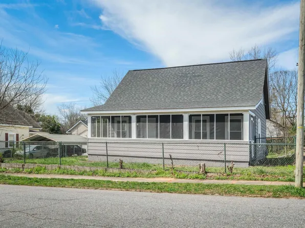 59 Smythe Ave, Greenville, SC 29605