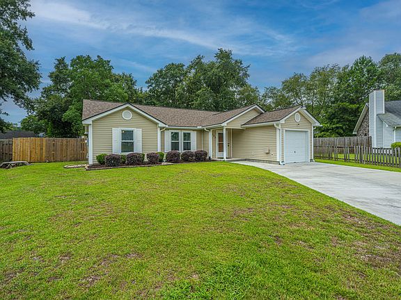 2nd image of 103 Felicia Ct