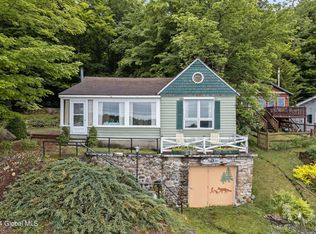 489 Hollywood Rd, Old Forge, NY 13420