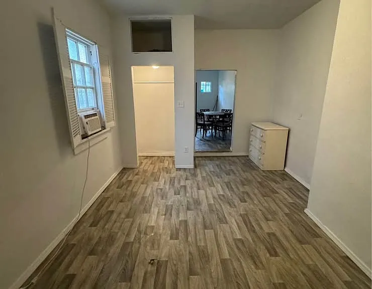Live Oak Pl — Photo 4