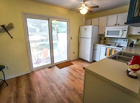 5th image of 759 Ficus Dr #23-C