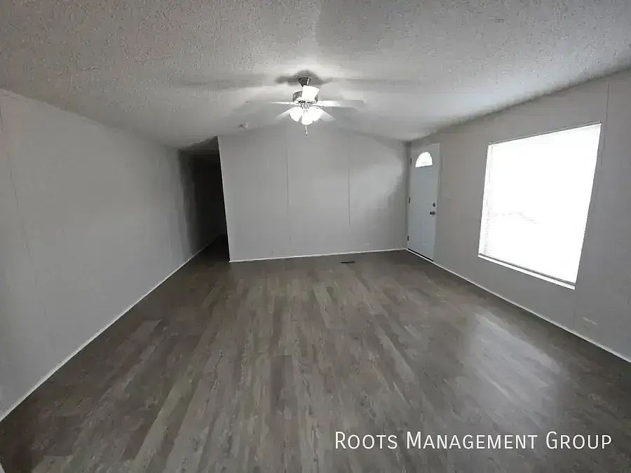 1st image of 31 Queen Ave #31QA