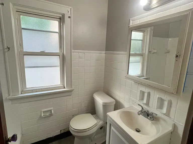 5021 N 27th St #2 — Photo 2