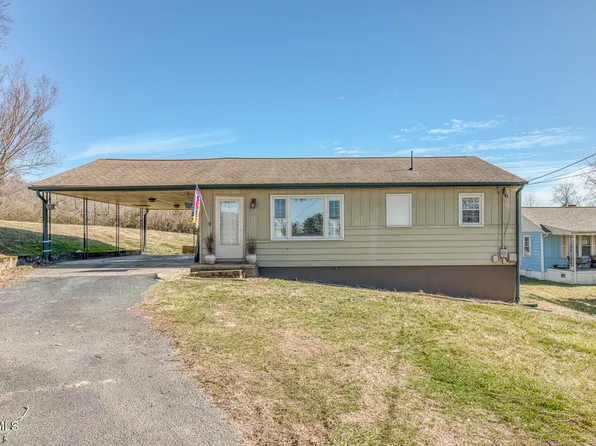 121 Church Ln, Kingsport, TN 37660