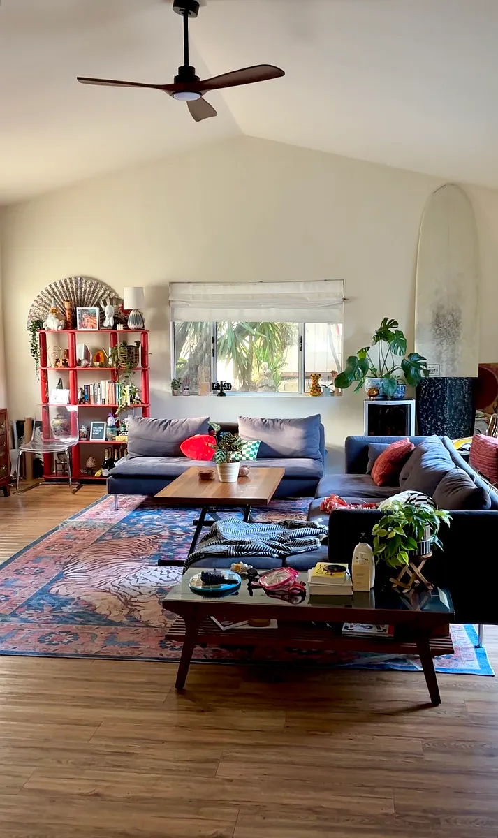 living room - 6058 Potomac St