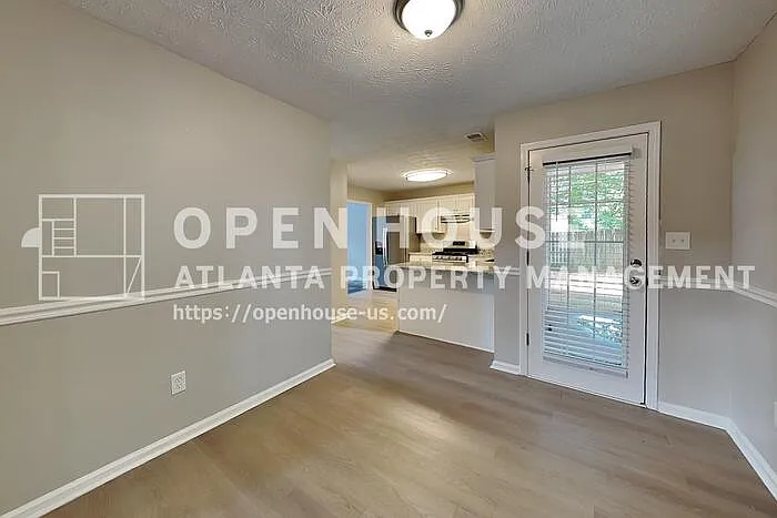 3366 English Oaks Dr NW — Photo 7