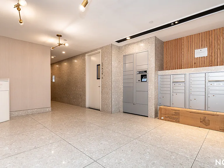 1173 Rogers Ave #PH1 — Photo 28