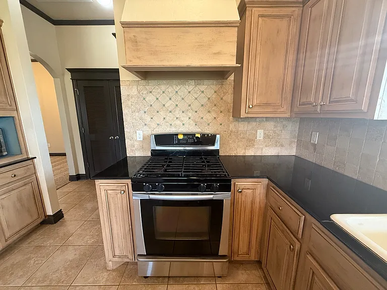 19132 Cottonwood Ct — Photo 15