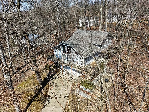 2nd image of 418 Valleyridge Dr