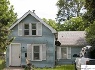 2577 Hartman Ave, Omaha, NE 68111