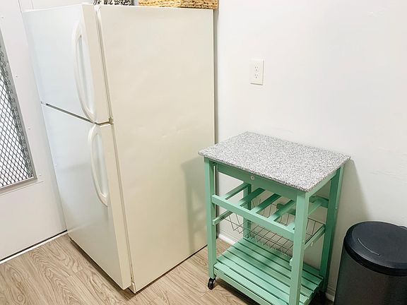 4th image of 3130 SW 27th Ave #19