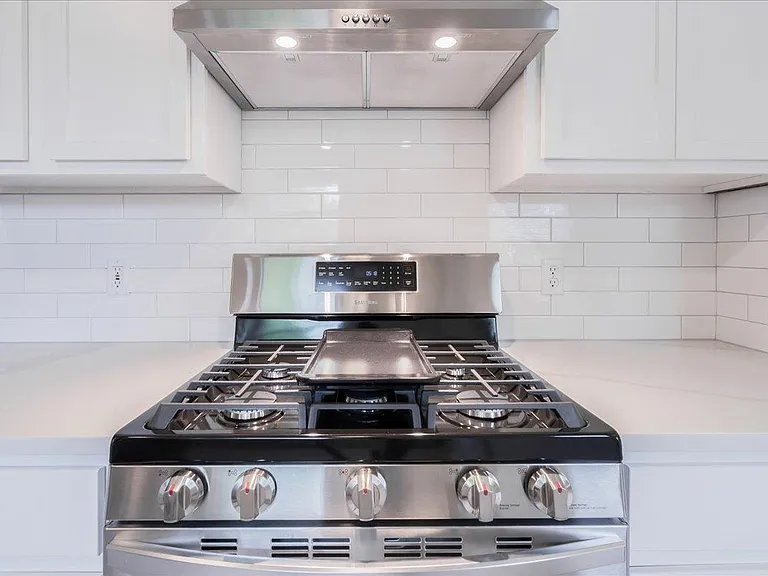 1501 Sweet Leaf Ln — Photo 13