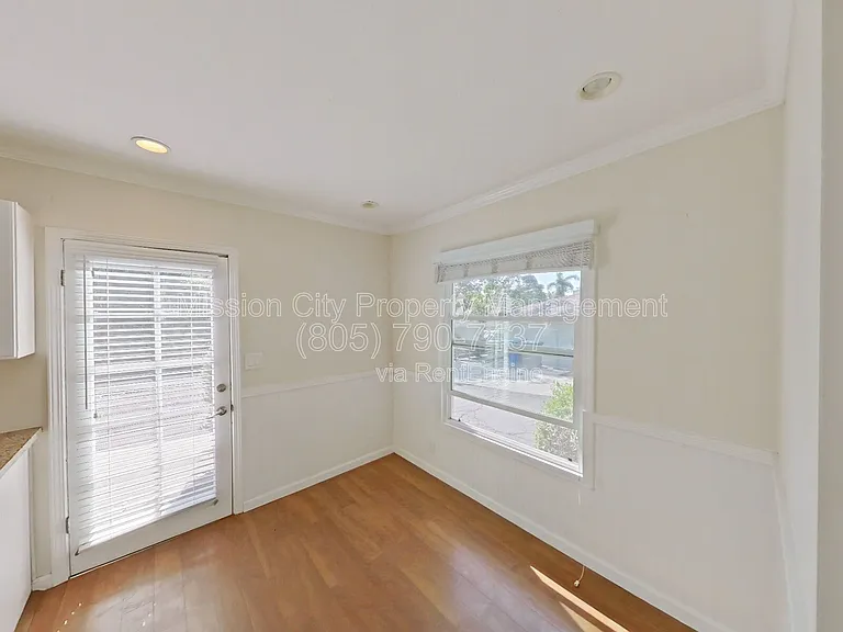 515 N Alisos St #B — Photo 6