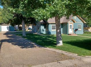 823 S 7th St, Rocky Ford, CO 81067