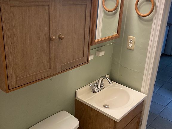 3rd image of 5 Pearl St #D