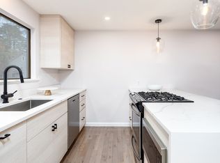 123 Chapin Rd APT 2C, Hudson, MA 01749