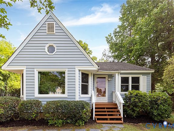 2nd image of 1812 Meadow Park Dr