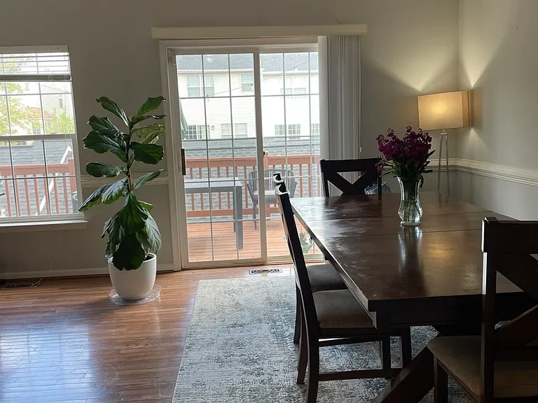 Rising Sun Ln — Photo 3