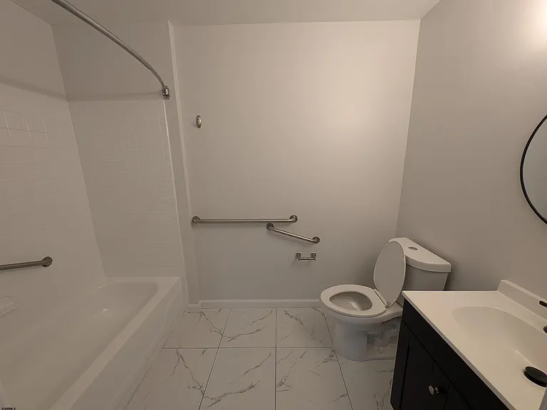 1413 Arctic Ave — Photo 16