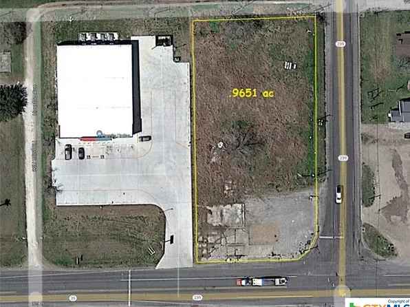 1180 State Highway 239 E, Tivoli, TX 77990