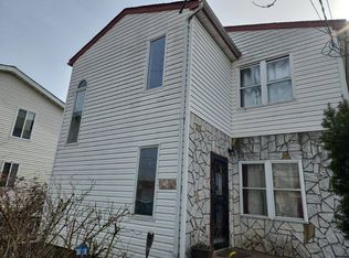 143-35 230th Pl, Springfield Gardens, NY 11413