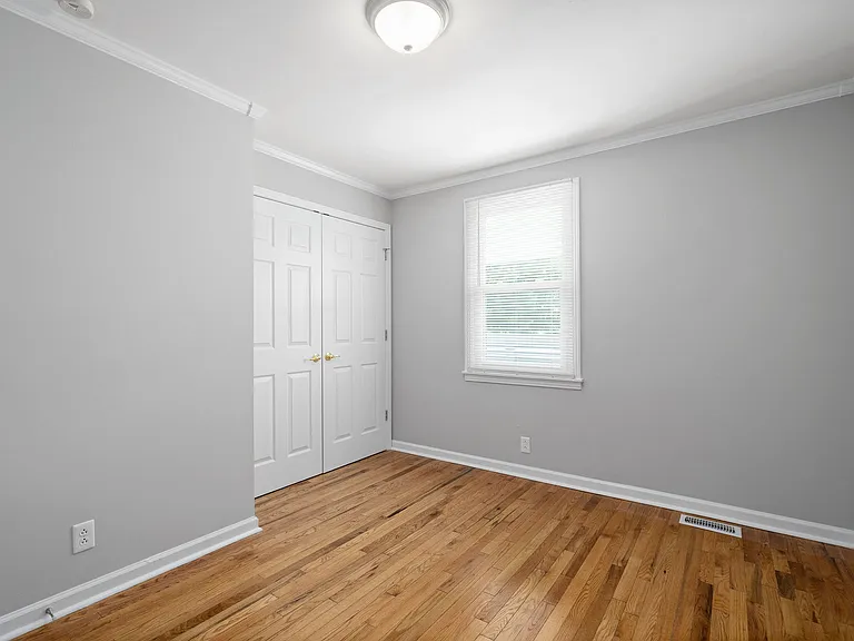 4151 Chapel Hill Rd — Photo 10