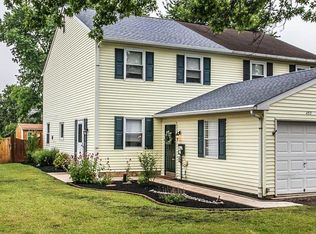 452 Indian Crest Dr, Harleysville, PA 19438