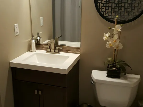 238 Main St #1, Danbury, CT 06810