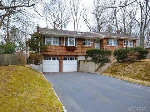 1st image of 8 Sorrel Hill Ln