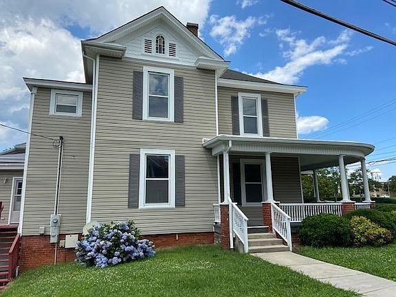 3rd image of 22 Starling Ave