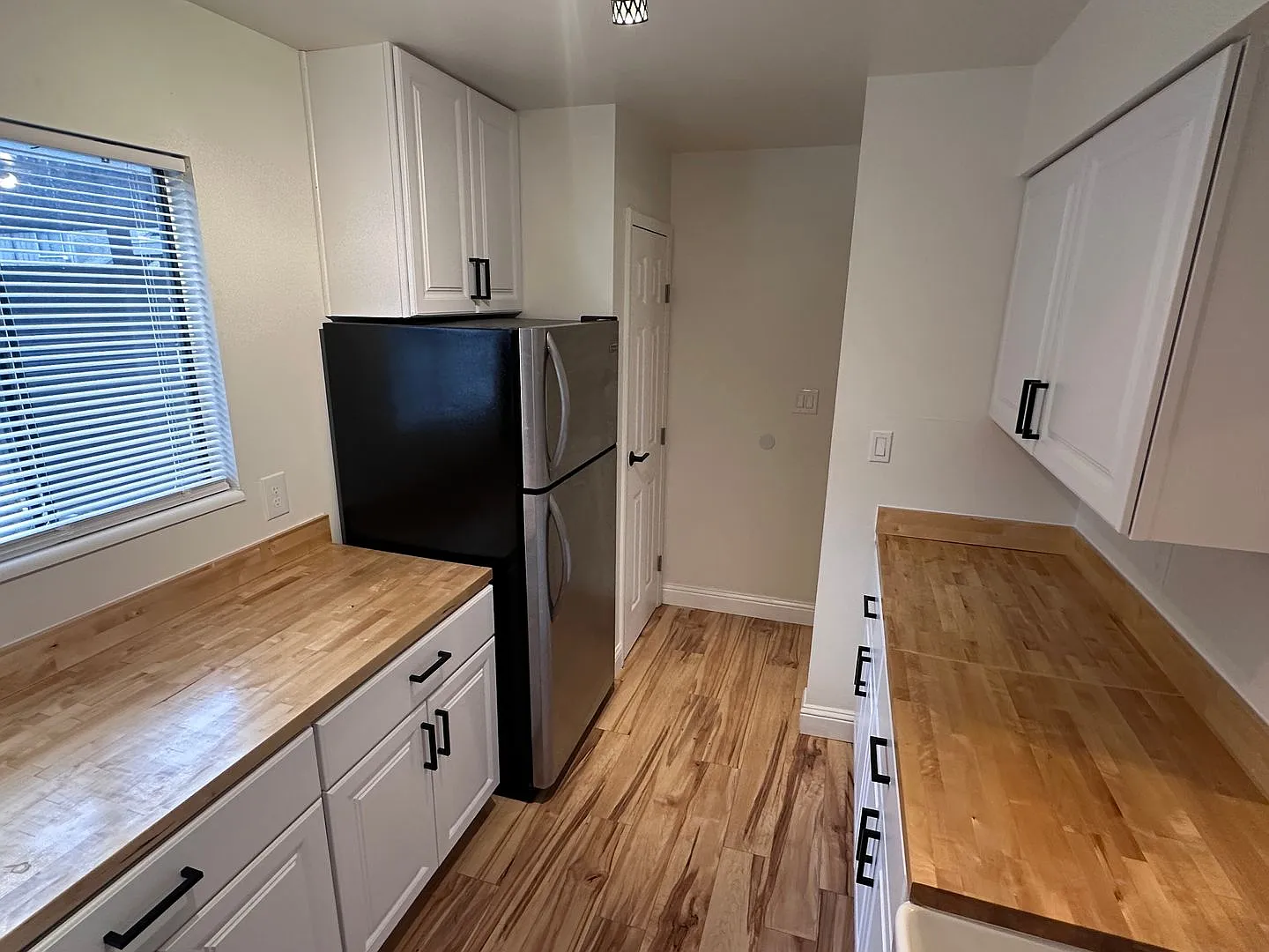 Fully Updated Townhouse in Mid-Town Ft Collins — Photo 2