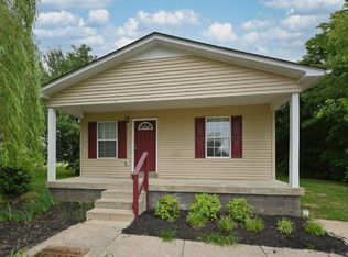 303 15th Ave W, Springfield, TN 37172