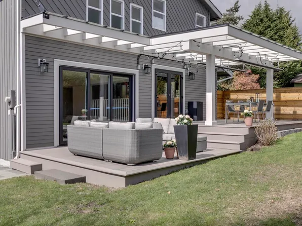 763 Weymouth Dr, North Vancouver, BC V7K 2Z5