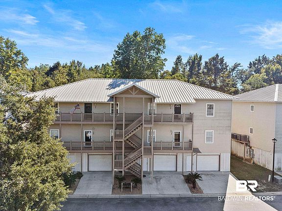 5th image of 4 Yacht Club Dr APT 80
