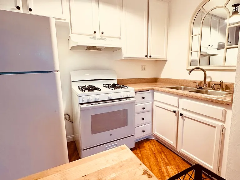 415 s verdugo llc — Photo 12