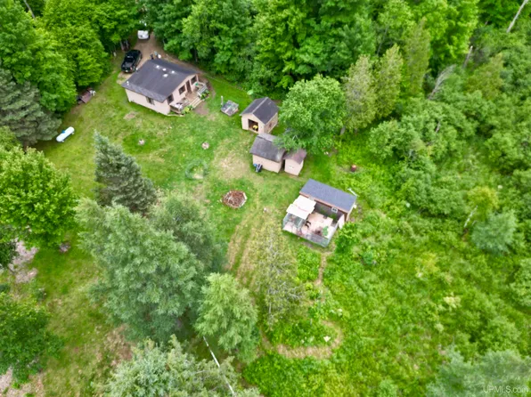 12103 V 25 Rd, Rapid River, MI 49878