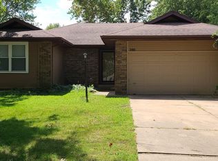 2802 W Katella Ln, Springfield, MO 65807