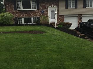 1314 Heather Heights Dr, Allison Park, PA 15101