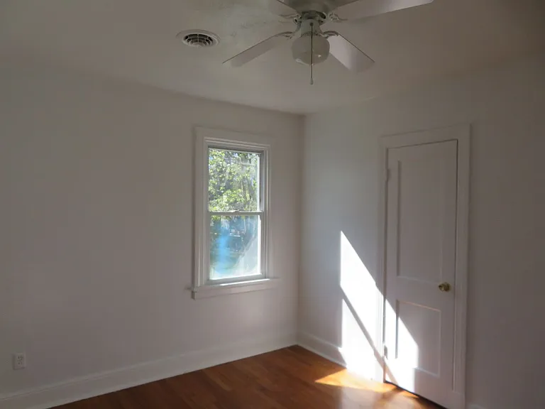 1118 Jett Ave — Photo 6