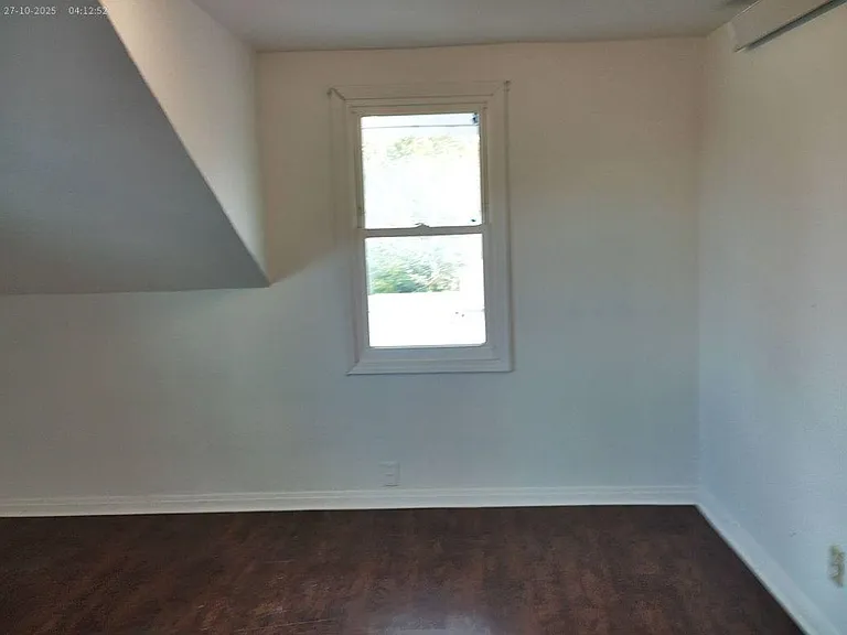 616 W B St #3 — Photo 7